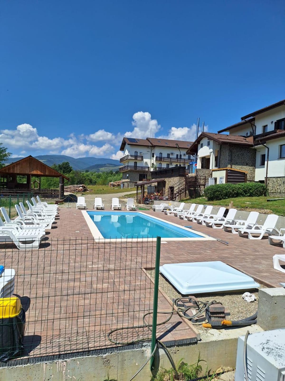 Hotel Complex Transalpina Aninisu din Vale Exterior foto